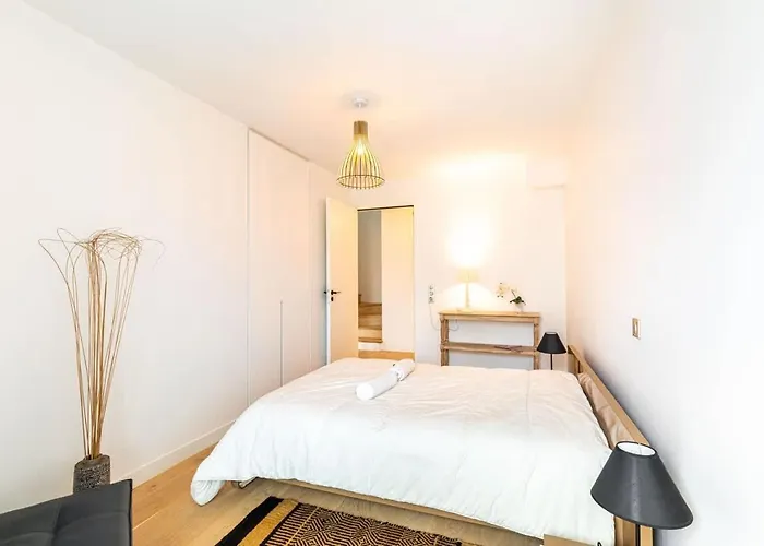 Superbe Duplex Neuf - 16 * Paris